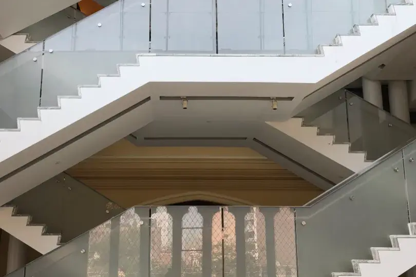 Stair glass railing Toronto